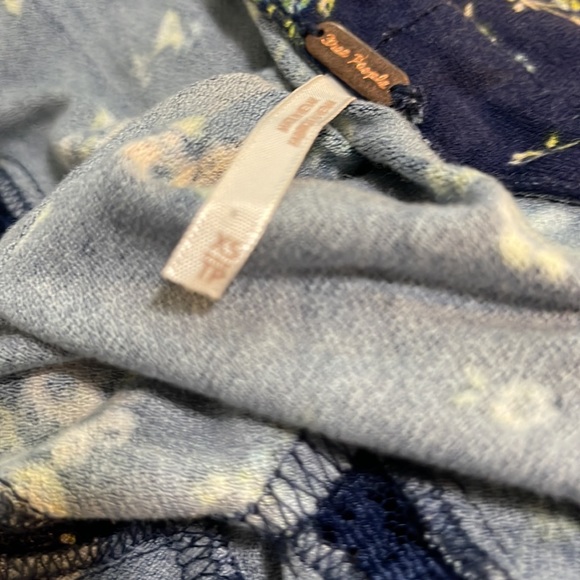 Free People navy floral print mini dress size XS NWT - Picture 10 of 11